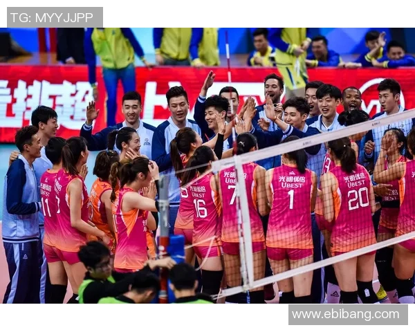 足球明星跨界挑战排球运动高清图片展示与精彩瞬间回顾 足球明星跨界挑战排球运动高清图片展示与精彩瞬间回顾