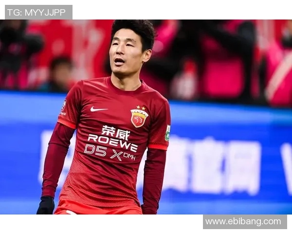 足球明星魅力解析:为何他们能赢得全球球迷的热爱与追捧 足球明星魅力解析:为何他们能赢得全球球迷的热爱与追捧